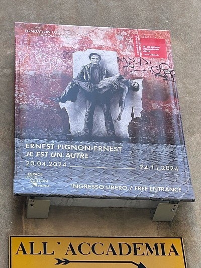 Ernest Pignon Ernest portant sa propre dépouille
